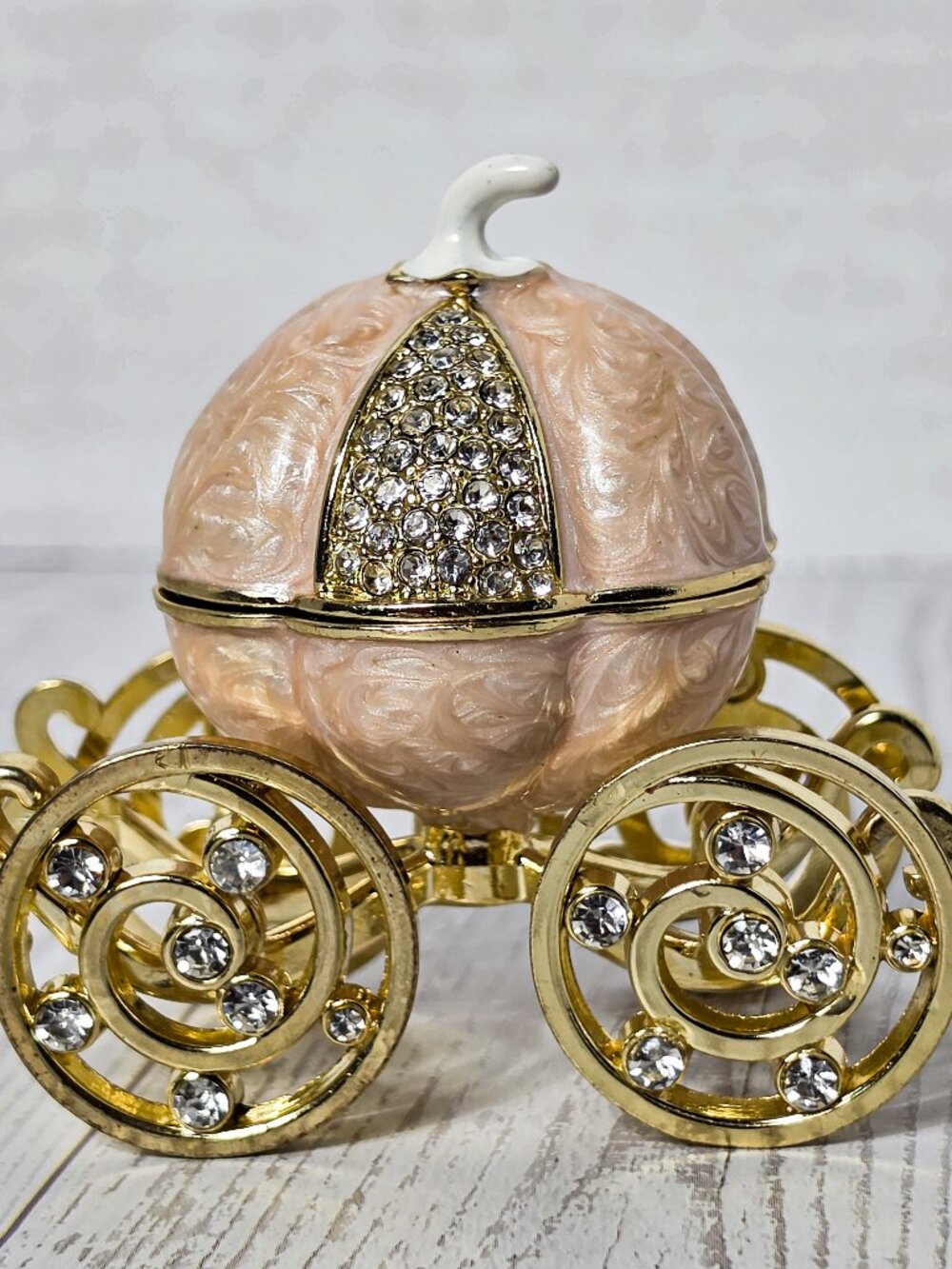 Pink and Gold Cinderella Pumpkin Carriage Hinged Trinket/Ring Box magnetic